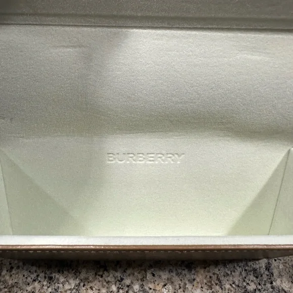 Burberry Classic Black Sunglasses - Picture 2 of 8